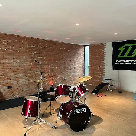 펜션 Villaspainexperience Con Piscina Climatizada 토레몰리노스