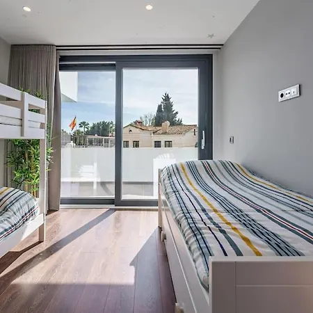 펜션 Villaspainexperience Con Piscina Climatizada *