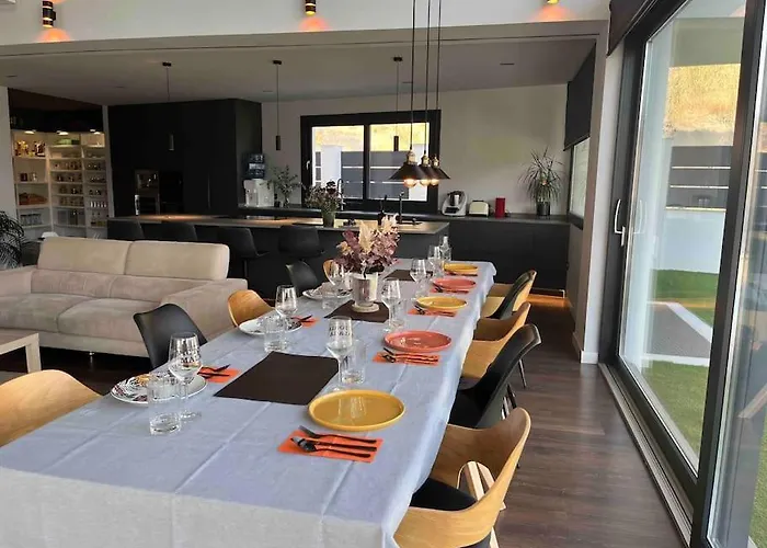 Villaspainexperience Con Piscina Climatizada Дом отдыха Торремолинос